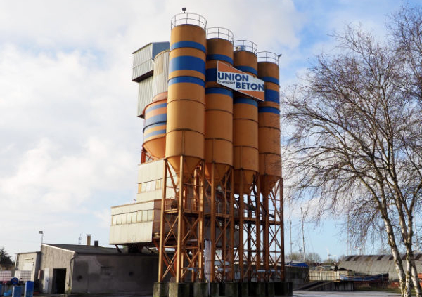 Die Union Transportbeton in Emden ist ein Gemeinschaftsunternehmen der von Saldern Gruppe und der Neumann Gruppe