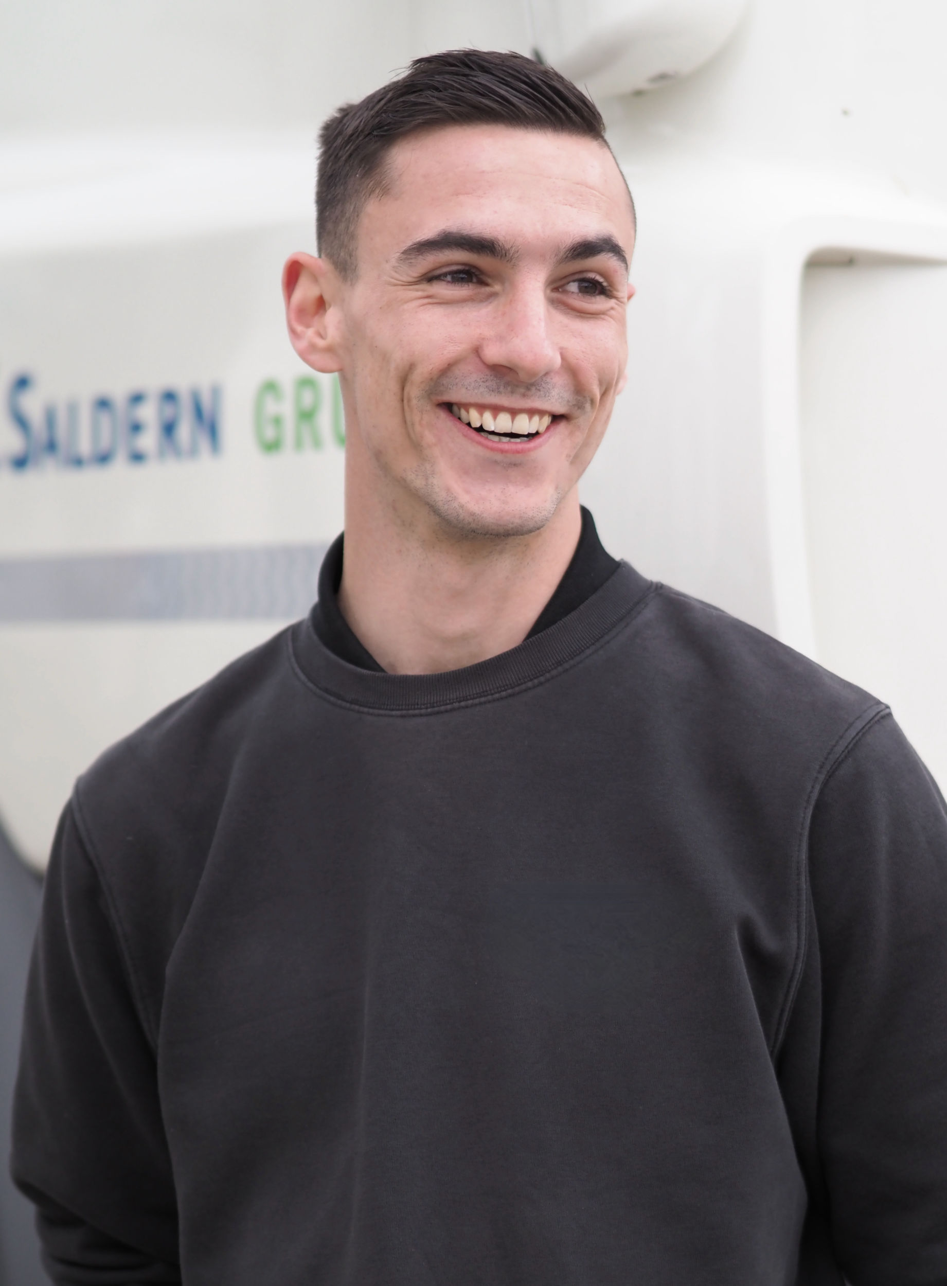 Steven Kölln ist im Ausbilderteam der von Saldern Gruppe