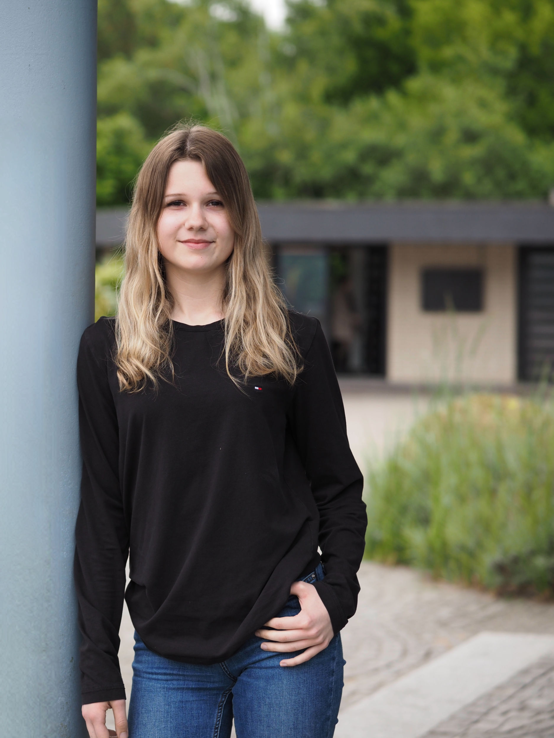 Emily Selck macht bei der von Saldern Logistik in Brunsbüttel eine Ausbildung zur Kauffrau für Büromanagement. Emily Selck absolviert seit 2024 ihre Ausbildung zur Kauffrau für Büromanagement bei der von Saldern Logistik in Brunsbüttel.